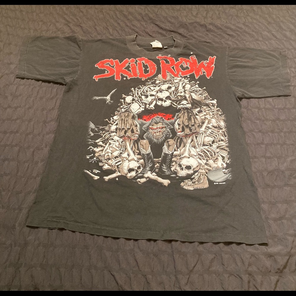 Vintage Skid Row 1991 “Slave To The Grind” T-Shirt